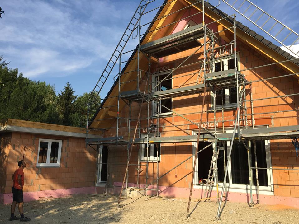 11902344_894761690599696_8857467083572087832_n